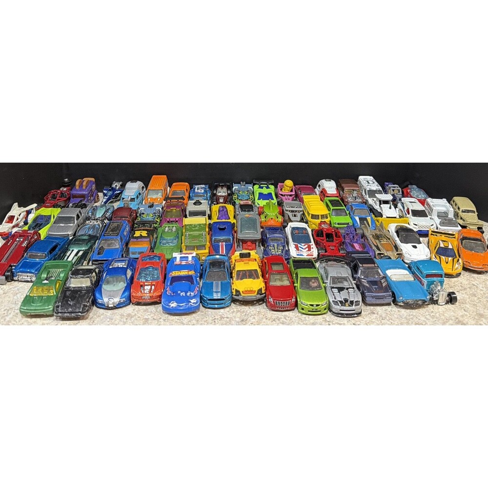 Hot Wheels and Matchbox vintage lot of 69 vehicles